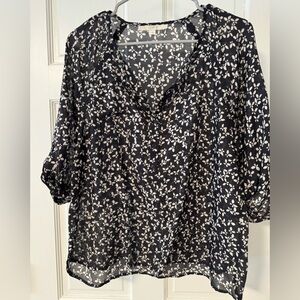Ann Taylor Navy and White Patterned Blouse